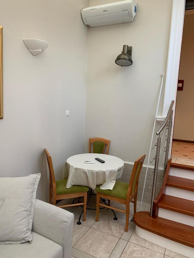 Apartamenty Superior W Rewalu Eksteriør billede